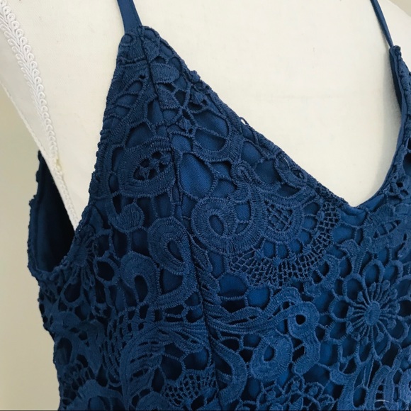 K Jordan Lace Dress - Picture 6 of 9